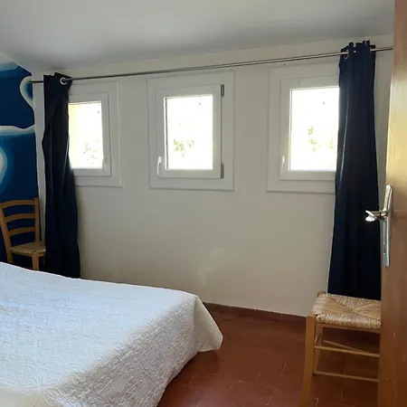 Holiday home Maison Au Pied Du Mont Ventoux *