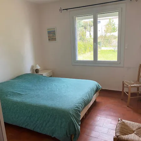 Holiday home Maison Au Pied Du Mont Ventoux